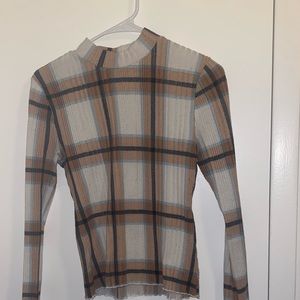 Rue21 turtle neck short crop